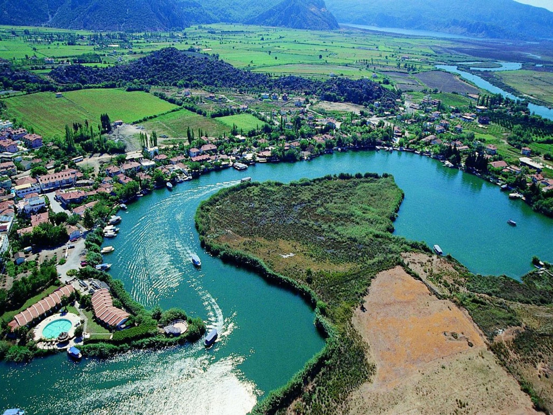 Der Fluss & das Delta