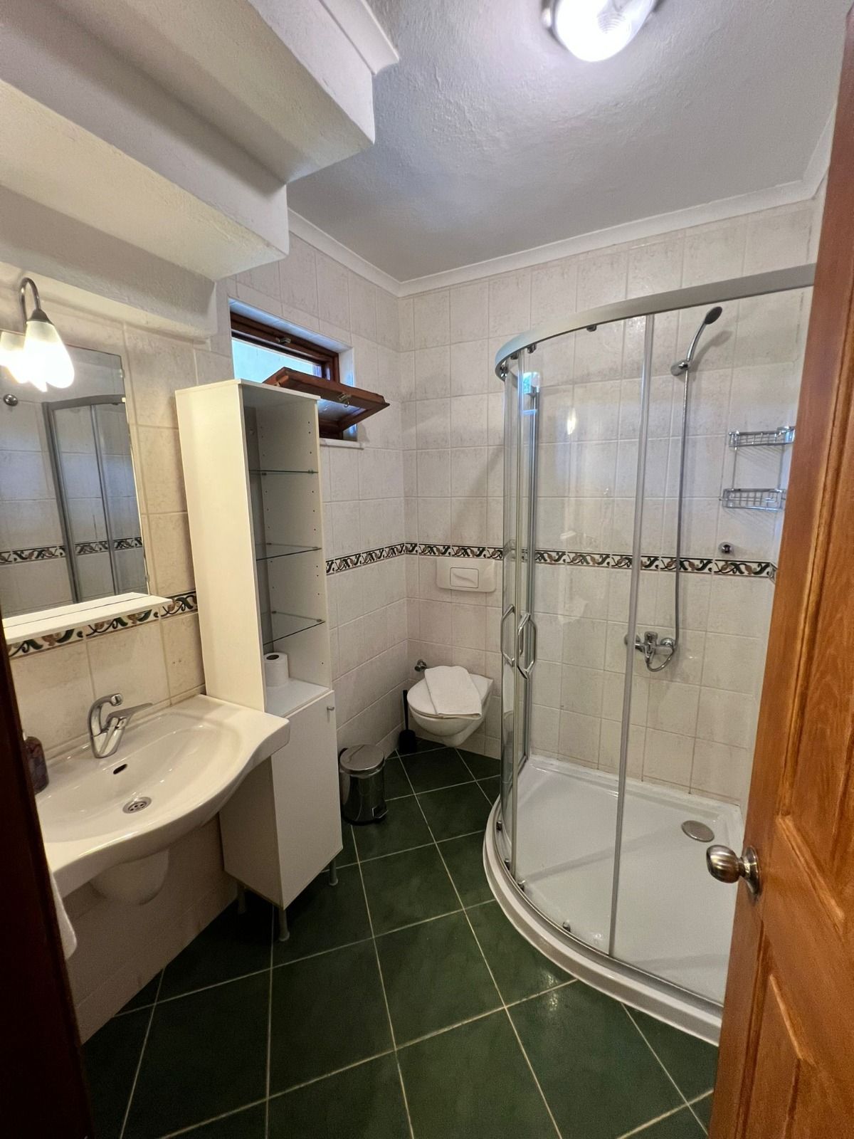 Economy-Dreibettzimmer Grenadine Lodge 3