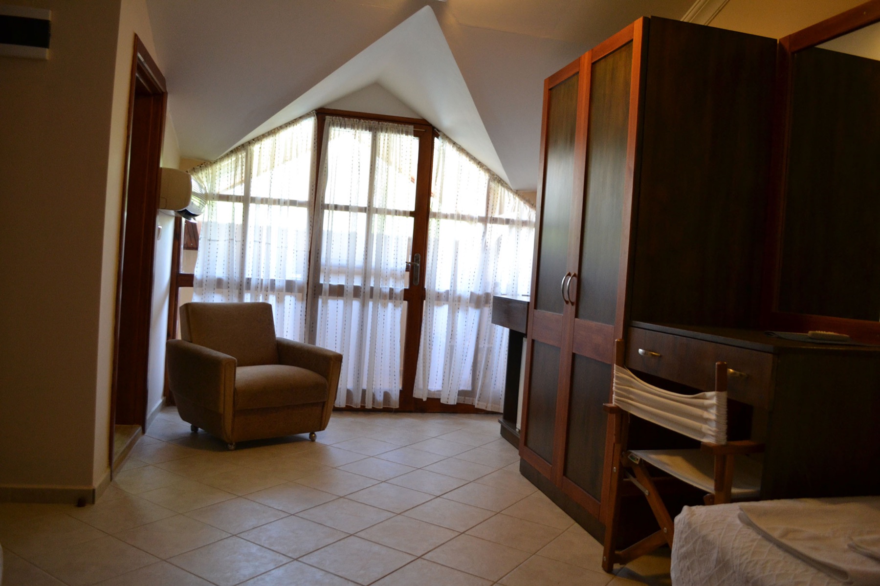 Standard-Dachzimmer Grenadine Lodge 4